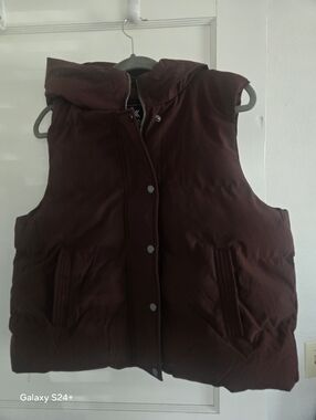 Kyodan Women's Quilted Vest in Bitter Chocolate